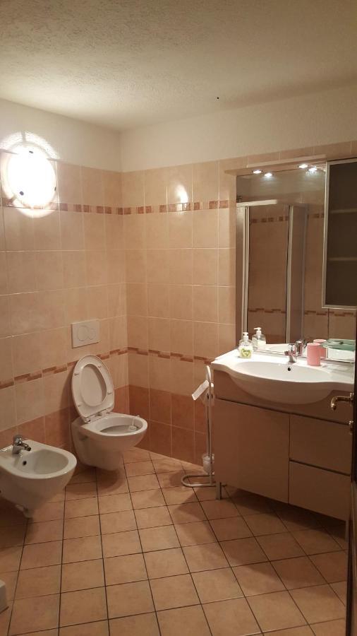 Appartamento La Tour Gignod Esterno foto